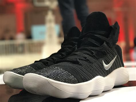 Nike react hyperdunk 2017 flyknit